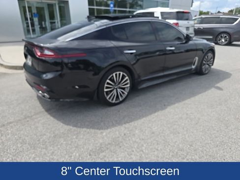 Used 2018 Kia Stinger Premium AWD/4WD image 6