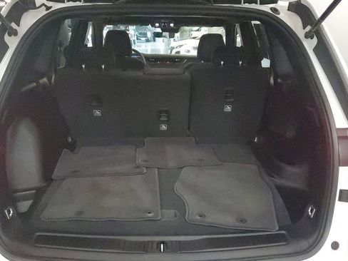 Used 2025 Jeep Grand Cherokee Laredo X image 10