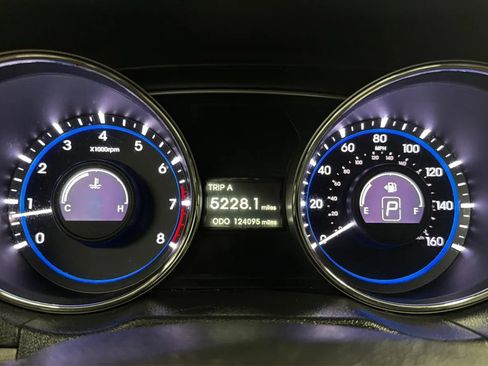 Used 2013 Hyundai Sonata GLS FWD image 11