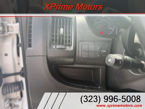 Used 2018 RAM ProMaster 2500 FWD image 17