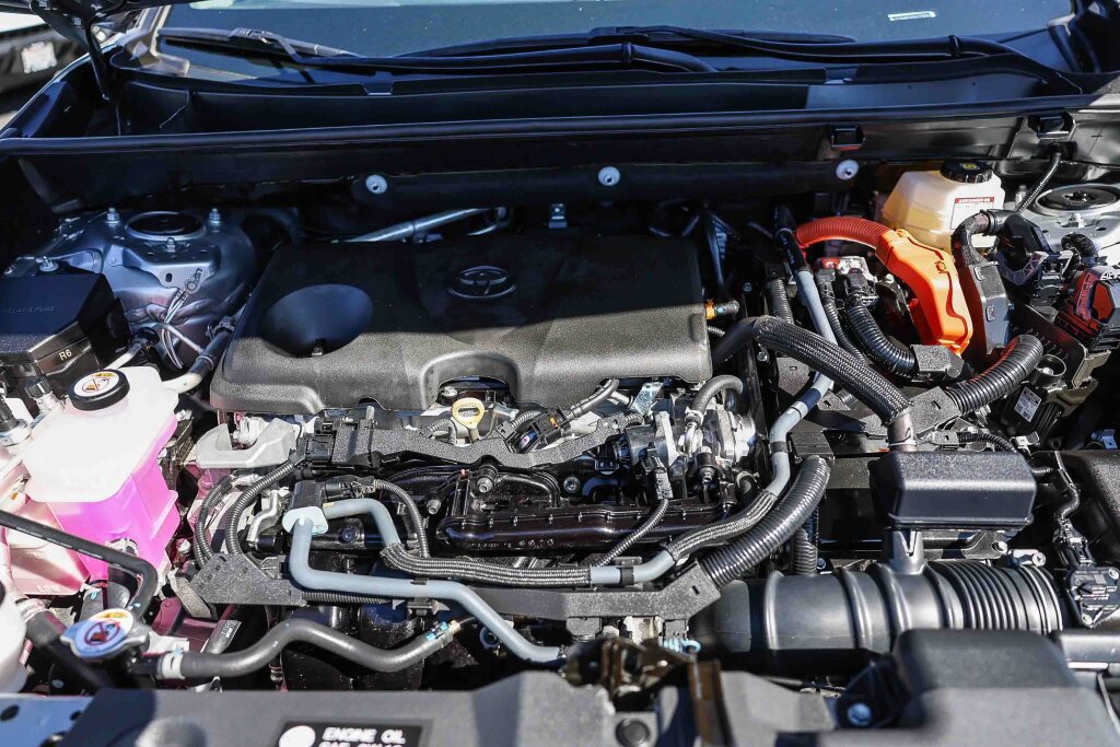 Certified 2025 Toyota RAV4 XLE AWD/4WD image 16