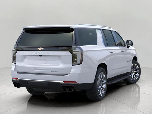 New 2026 Chevrolet Suburban Premier image 4