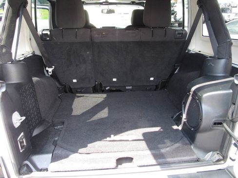 Used 2014 Jeep Wrangler Unlimited Sport w/ Quick Order Package 24S AWD/4WD image 19