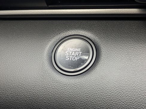 Used 2026 Hyundai Elantra SEL Sport FWD image 34