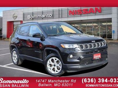 Used 2025 Jeep Compass Latitude w/ Sun & Sound Group