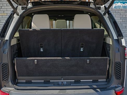 Used 2019 Land Rover Discovery HSE AWD/4WD image 29