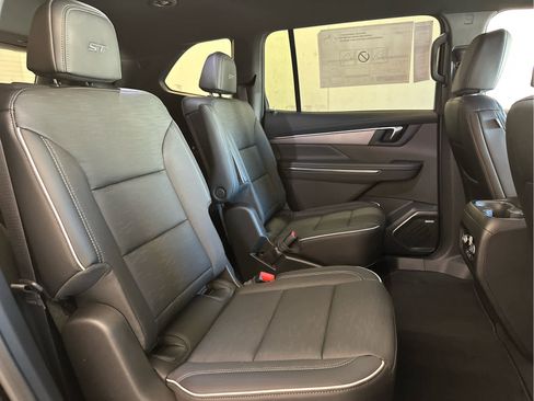 New 2026 Buick Enclave Sport Touring image 36