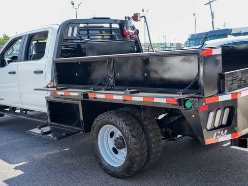 Used 2024 Ford F550 4x4 Crew Cab Super Duty image 18