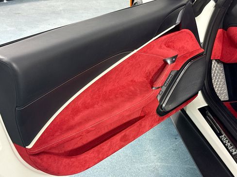 Used 2023 Ferrari Roma RWD image 19