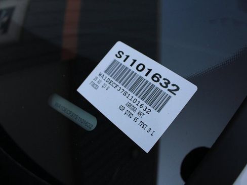 New 2025 Audi Q3 2.0T Premium image 33