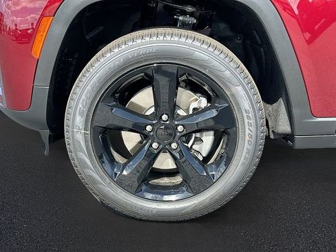 New 2026 Jeep Grand Cherokee L Limited RWD image 20