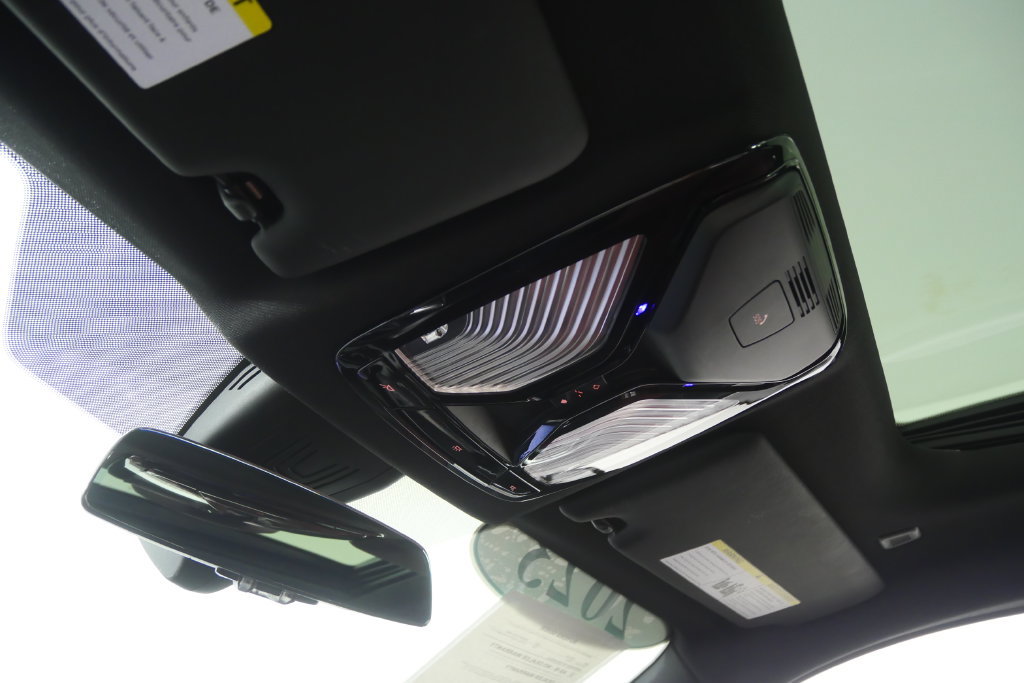 Used 2023 BMW 430i Coupe w/ M Sport Package RWD image 19