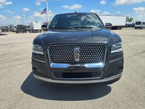 Used 2023 Lincoln Navigator L Reserve AWD/4WD image 8