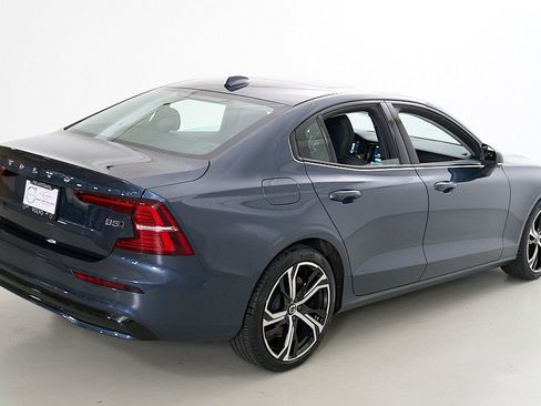 Certified 2024 Volvo S60 B5 Plus AWD/4WD image 8