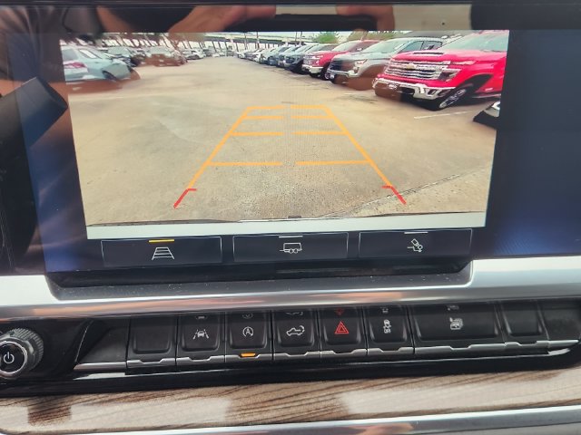 Used 2024 Chevrolet Silverado 1500 LT w/ Convenience Package II RWD image 17
