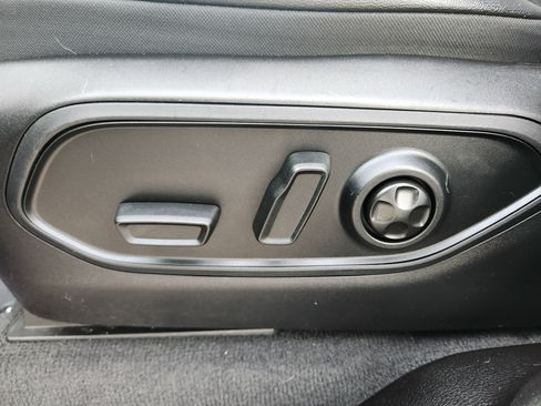 Used 2023 Jeep Grand Cherokee Limited w/ Trailer Tow Prep Group (B) image 14