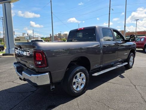 Used 2026 RAM 2500 Big Horn AWD/4WD image 8