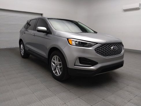 Used 2024 Ford Edge SEL image 13