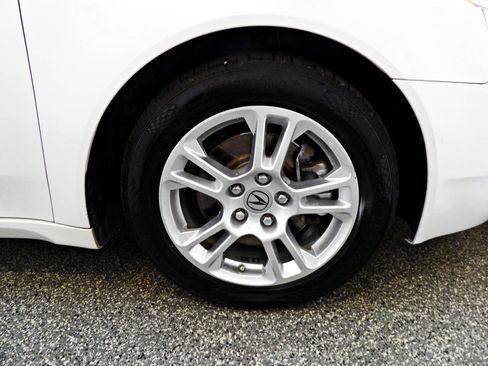 Used 2009 Acura TL w/ Technology Package FWD image 22