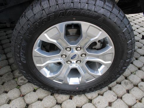 Used 2022 Ford F150 Platinum w/ Equipment Group 701A High image 14