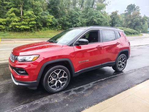 New 2026 Jeep Compass Limited AWD/4WD image 4