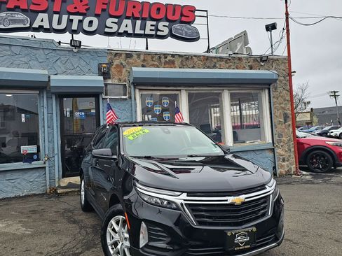 Used 2022 Chevrolet Equinox LT image 3