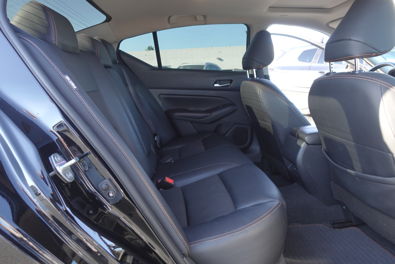 Used 2022 Nissan Altima 2.0 SR FWD image 14
