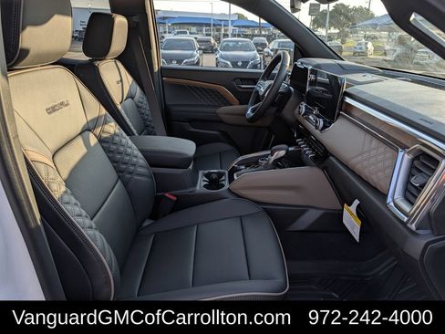 New 2026 GMC Canyon Denali AWD/4WD image 32