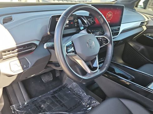 Used 2023 Volkswagen ID.4 S image 11