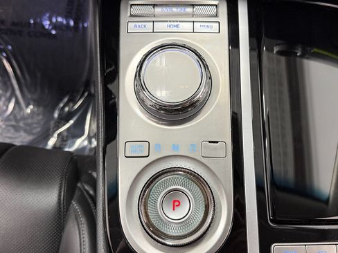 Used 2023 Genesis G80 2.5T AWD/4WD image 28