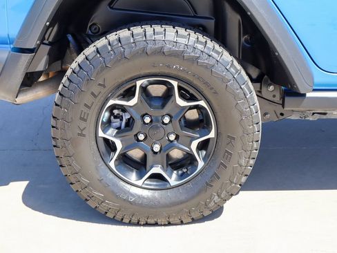 Used 2022 Jeep Wrangler Unlimited Rubicon 4xe AWD/4WD image 32