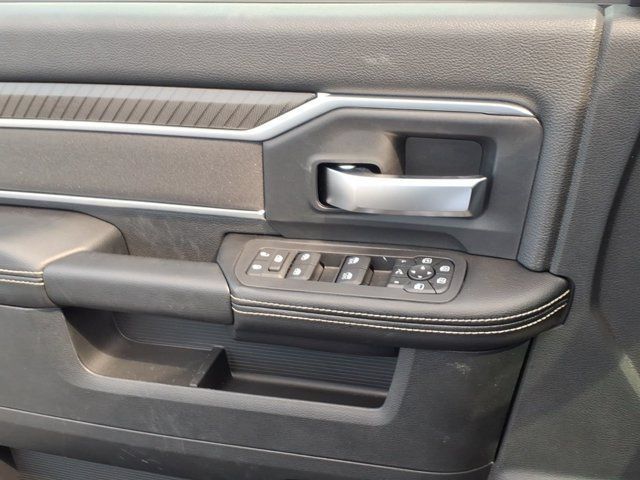 New 2026 RAM 3500 Big Horn AWD/4WD image 12