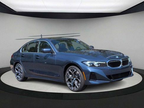 New 2026 BMW 330i xDrive Sedan AWD/4WD image 2