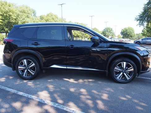 Used 2023 Nissan Rogue SL FWD image 8