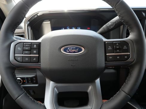 New 2026 Ford F250 Lariat w/ Black Appearance Package AWD/4WD image 22