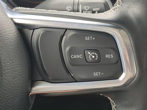 Used 2020 Jeep Gladiator Overland image 26