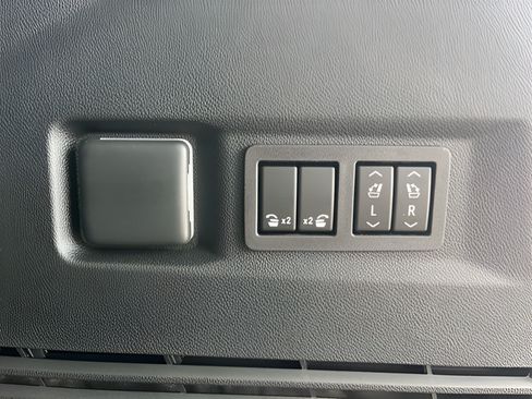 New 2026 Chevrolet Tahoe Premier AWD/4WD image 9