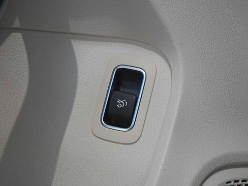 Used 2021 Mercedes-Benz A 220 image 26