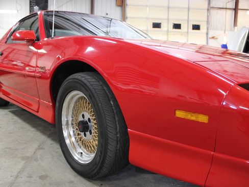 Used 1988 Pontiac Firebird Trans Am image 13