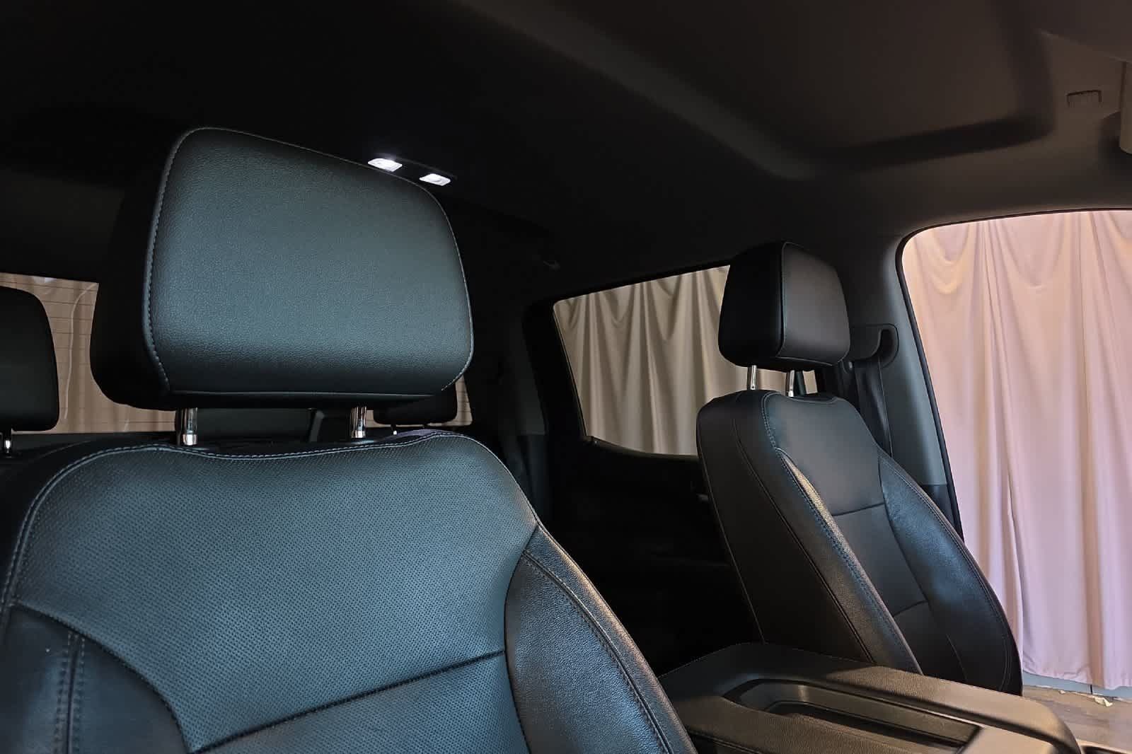 Used 2019 Chevrolet Silverado 1500 LTZ AWD/4WD image 18