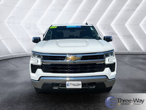 Used 2023 Chevrolet Silverado 1500 LT image 8