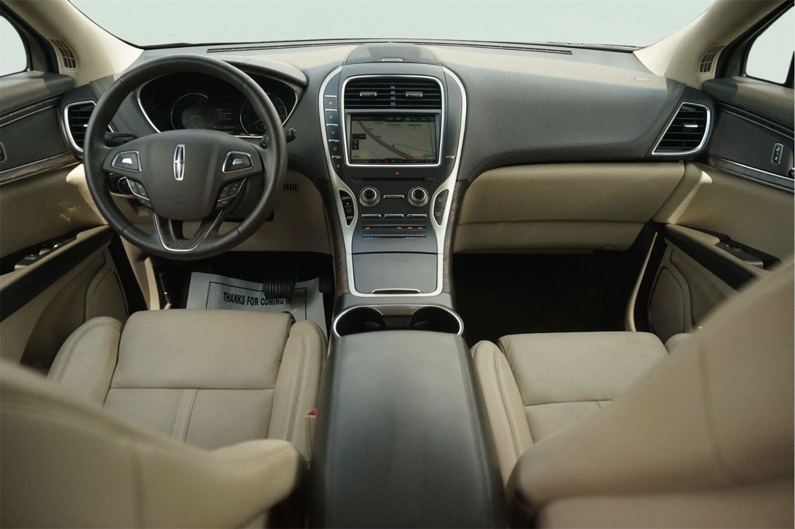 Used 2016 Lincoln MKX Reserve w/ Climate Package FWD image 21