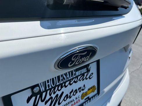 Used 2018 Ford Escape SE image 22