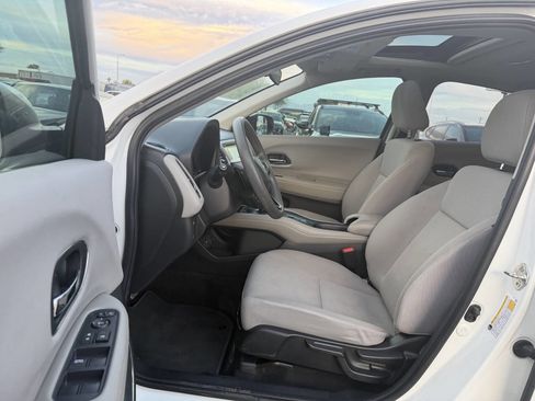 Used 2018 Honda HR-V EX image 20