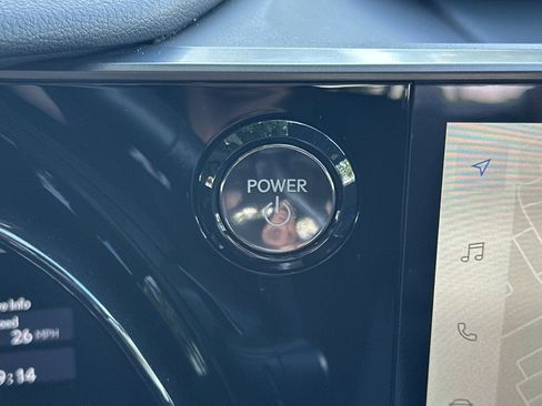 Certified 2025 Lexus TX 500h AWD w/ Technology Package image 31