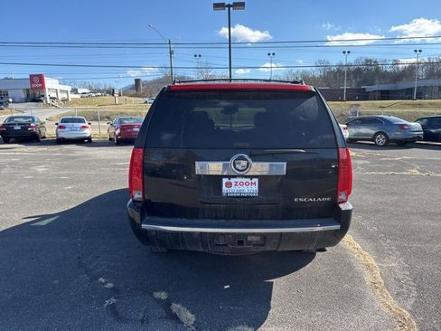 Used 2008 Cadillac Escalade AWD image 7