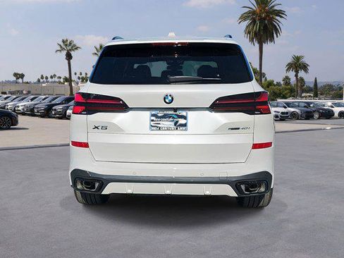 New 2026 BMW X5 sDrive40i w/ M Sport Package image 6