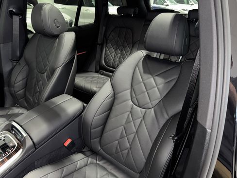 New 2026 BMW X5 xDrive50e image 24