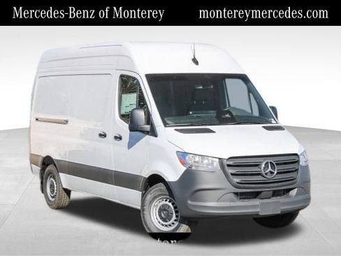 New 2025 Mercedes-Benz Sprinter 2500 image 1