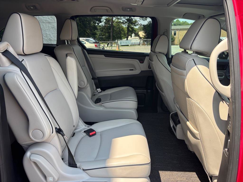 Used 2025 Honda Odyssey Touring image 13